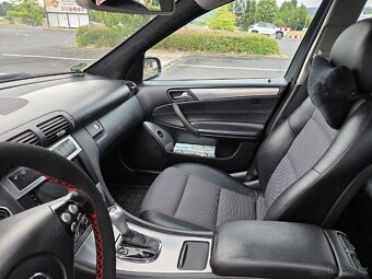 Mercedes-Benz C 220 CDI - 11