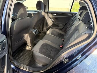 VW GOLF 2.0TDi 110KW DSG Hatchback - 11