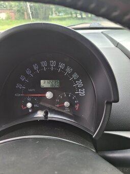 Volkswagen new Beetle - 11