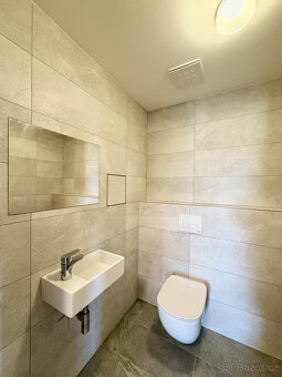 Pronájem bytu 2+kk, Vítězná, Liberec, 20500 Kč/měs, 56 m2 - 11