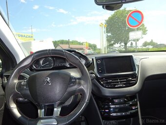 Peugeot 2008 1,6 BlueHDI, GT LINE - 11