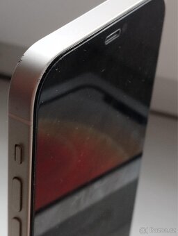 iPhone 12 - 11