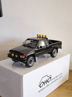 Toyota Hilux McFly 1:18 Ottomobile - 11