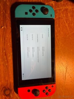 Nintendo Switch V2 - 11
