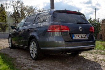 Volkswagen Passat Highline DSG Aj na splátky - 11