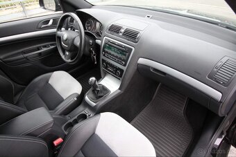 OCTAVIA 2 RS,2.0TSI-147kw+ABT,6st.Manuál,Xen,PDC,Tažné,R18 - 11