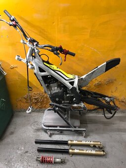 Trial moto Trs 300 one 2017 pérování po servisu - 11