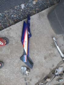 Cbr 125 r - 11