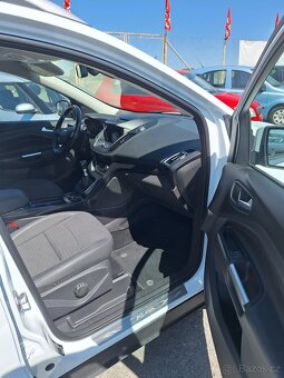Ford Kuga 2.0TDCi 110Kw - 11