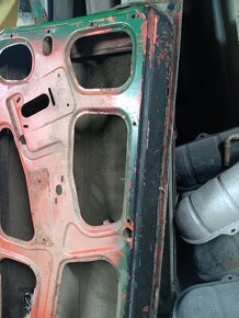 Prodam dily Skoda 110r - 11