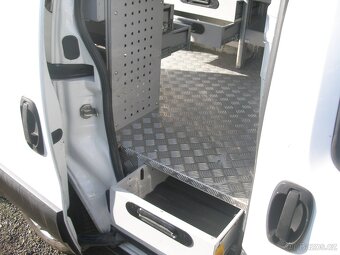 FIAT FIORINO,1.3JTD,70KW,VHODNÉ PRO ŘEMESLNÍKY - 11