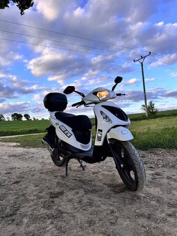 Skútr 125ccm KENTOYA - 11