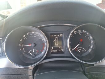 Škoda superb 2.0 TDI 103kw - 11