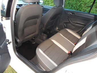 Škoda Rapid 1.0 TSi,66kw,zak. v ČR,naj.89000km - 11