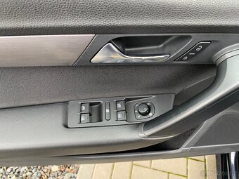 Volkswagen Passat Variant, 2.0 TDI 103kW - NAVI- PDC- ALU - 11