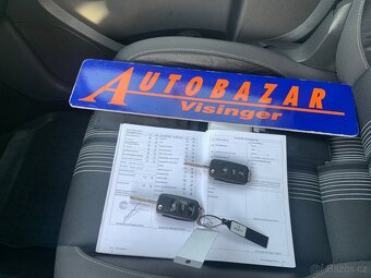 VOLKSWAGEN TOURAN 1.6 TDi Comfortline - 11