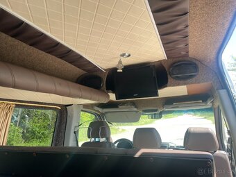 Volkswagen Crafter - 11