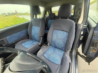 Peugeot 1007 1,4 benzin stk 09/2028 - 11