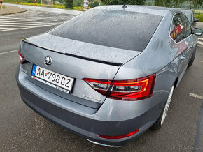 SKODA SUPERB 3 spoiler RS kridlo lipko na kufor - 11