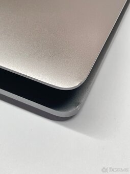 Macbook Pro 16 (2019) + obal v ceně - 11