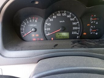 Kia Cerato 2.0i 16v / 105 kw - 11
