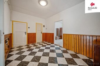 Prodej rodinného domu 550 m2, Moravany - 11