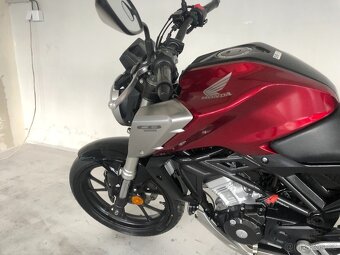 Honda CB125R ABS - 11