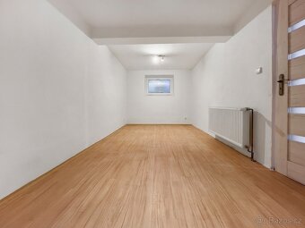 Prodej prostorného bytu 3+1, 86 m2 - Sokolská, Znojmo - 11