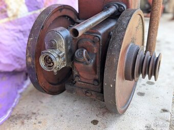 Stabilní motor Deutz značený orlicí - 11