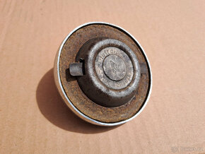 klaksony Bosch, Hella, světlo Bosch, víčko BMW 2002 - 11