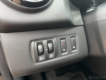 Renault Clio 0.9 TCe 66kW Navi Tempomat Serviska - 11