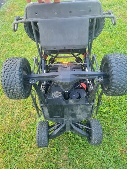 Traxxas UDR - 11