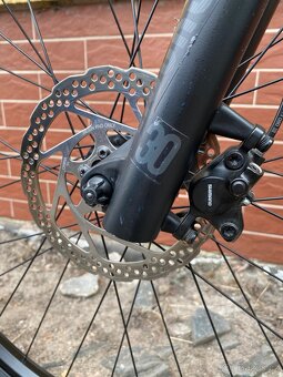 Trek X-Caliber 7 Horské kolo - 11