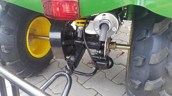 Dětský čtyřtaktní zahradní traktor s přívěsem 110ccm zelený - 11