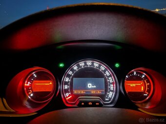 Citroën C5 1.6HDi 84Kw COMBI AUTOMAT / SERVISKA / TAŽNÝ - 11