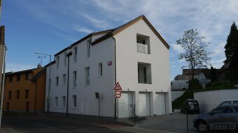Bytová jednotka 1+kk • 28 m²: 4 290 000 Kč - 11
