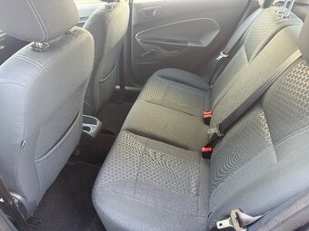 Ford Fiesta 1.2i 60kW/2010/5 dveří / klima/ Výhřev - 11