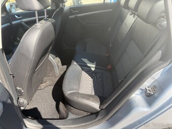 Škoda Octavia 2 kombi 2.0 TDI 103 KW, XENONY, NAVIGACE - 11