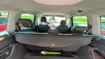 Peugeot 5008 - 11