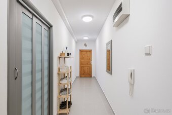 Byt 3+1 (3,5+1) 72 m² s flexibilní komorou a výhledem do zel - 11
