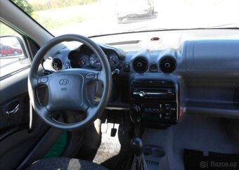 Hyundai Atos 1,0 i GLS 40 kW benzín - 11