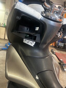 Honda PCX 150 - 11