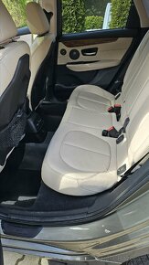 BMW 220d Active Tourer X drive - 11