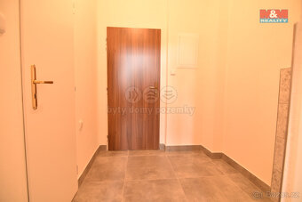Pronájem bytu 1+1, 39 m², Hradec Králové, ul. nám. 5. května - 11