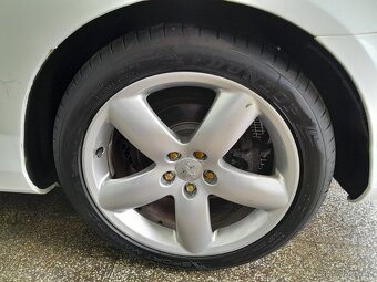 Peugeot 407 3,0 HDi -Kroupy - 11