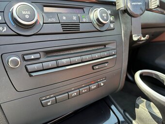BMW 120i e88 - 11