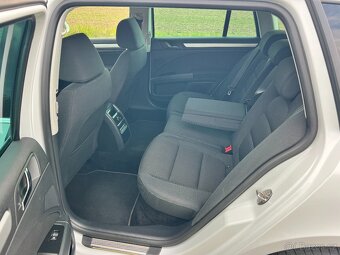 ► ŠKODA SUPERB 2.0TDI 103KW ELEGANCE - XEN-LED-NAVI-EL.KUFR - 11