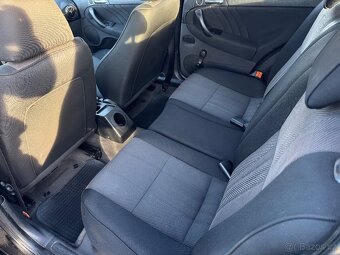 Alfa Romeo 147 1.6 16V 77Kw Twinspark - 11