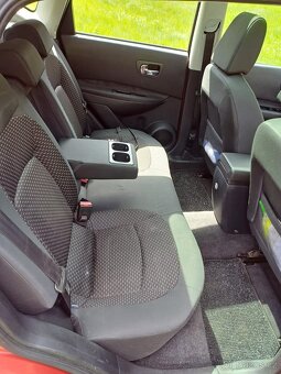 Nissan Qashqai 2.0 4x4 benzín - 11