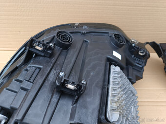 Přední FULL LED světla BMW i3 - facelift - 11